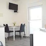 Comfortable Marijana Apartman Preko