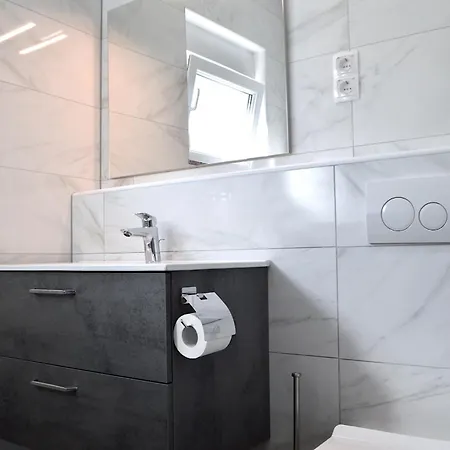 Comfortable Marijana *