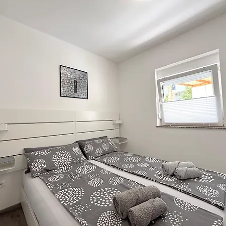 Comfortable Marijana *