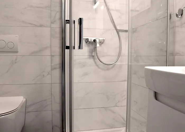 Comfortable Marijana