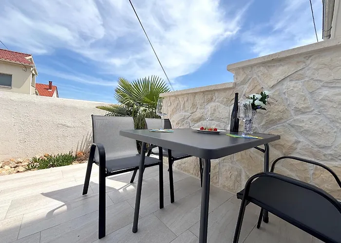 Comfortable Marijana * Preko